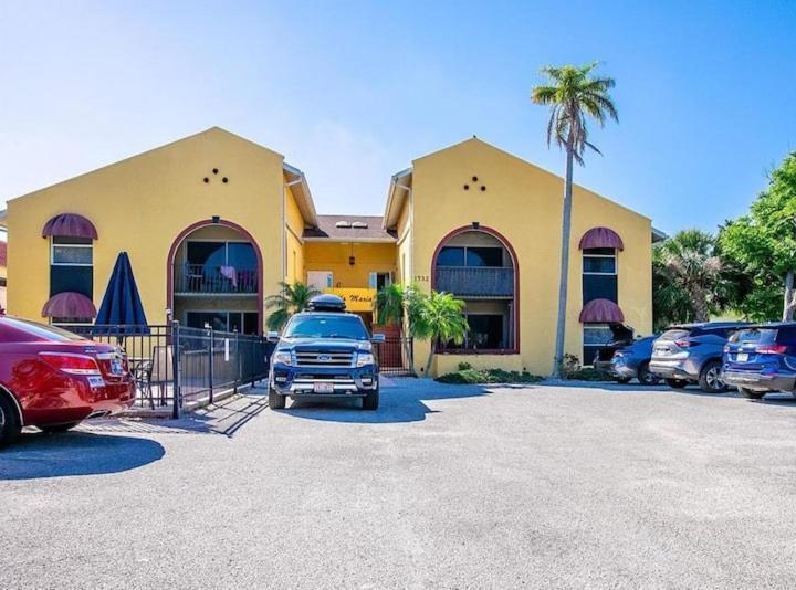 2Bed/2Bath Condo Next To Siesta Key ~A Hidden Gem サラソータ エクステリア 写真